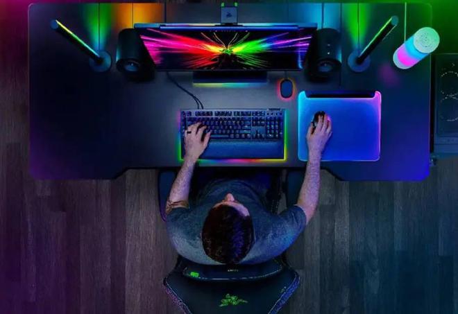 游戏本！CES 2025雷蛇电竞新品一瞥pg电子试玩平台灯厂推出RTX5090(图3)